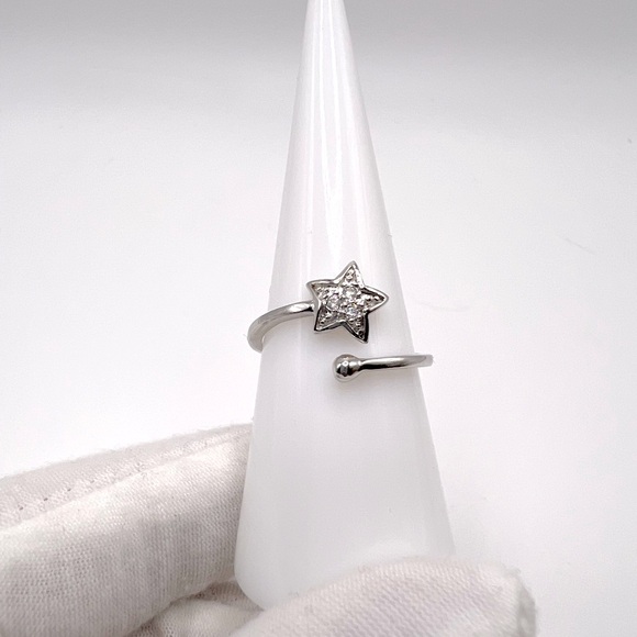 Sale $15 Firm! .925 Sterling Silver Cz Star Ring - Picture 3 of 16